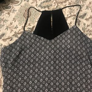 Razor back express size small